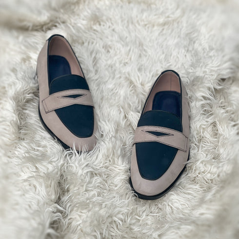 David - Bi-material penny loafer in the finest Suede leather.