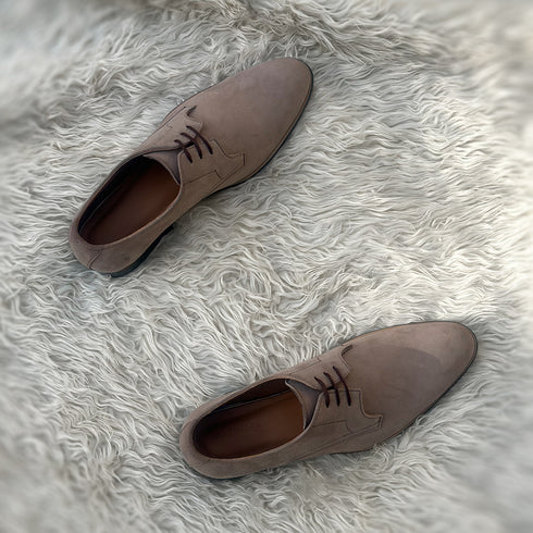 Ian - Two component derby made from the finest suede leather