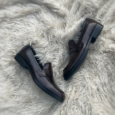 Alonso - Meticulously hand crafted penny loafer in the very beautiful Timber patina