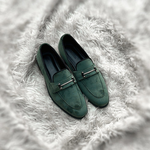 Carlyle | Green - Horse-bit loafer made from finest velveteen fabric suede. Solid metal accessory on the facing