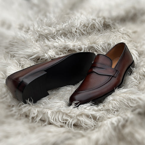 Desmond - Single component Penny loafer made from the finest Nappa calf leather. Finished in the beautiful Dark Tan patina