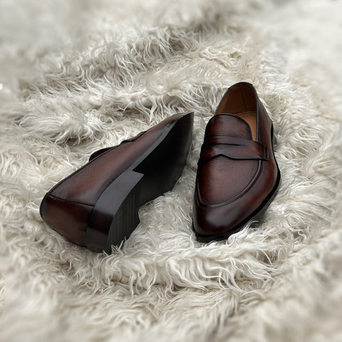 Desmond - Single component Penny loafer made from the finest Nappa calf leather. Finished in the beautiful Dark Tan patina
