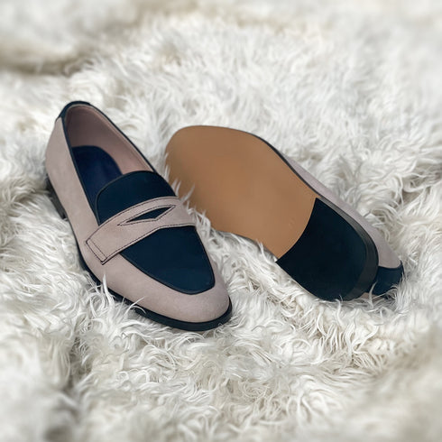 David - Bi-material penny loafer in the finest Suede leather.