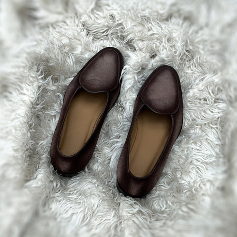 Dimitri - Belgian Loafer made from soft Suede leather with very fine nab. Finished in the beautiful Cedar patina, edge through-dye-ing and sealing to stand the test of time
