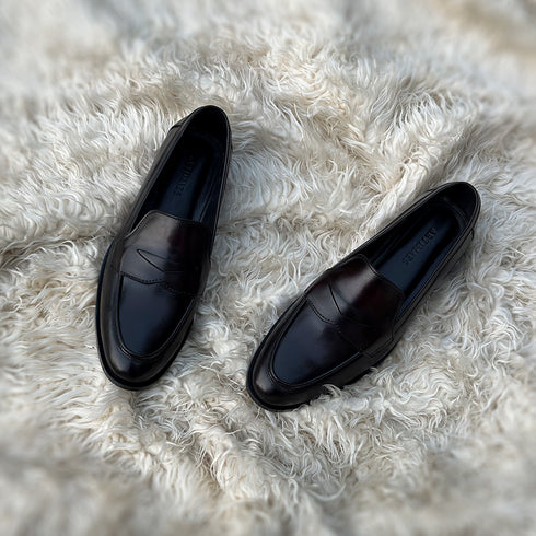 Gareth - Single component Penny loafer with a modern pattern design. Made from the finest soft crust calf leather. Finished in the very beautiful Dark Pecan patina.