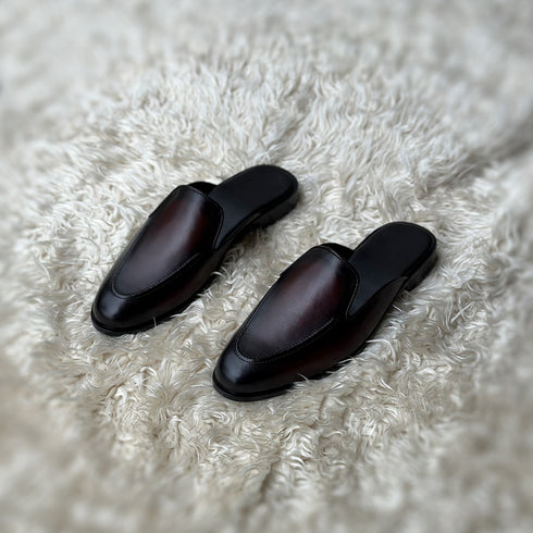 Gabe - Single component Mule with hand-stitch detailing. Made from soft calf leather. Finished in the beautiful Cinder patina