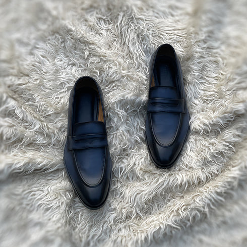 Jacob - A single component dress penny loafer made from the finest nappa leather. Finished in the very beautiful ocean mist blue patina