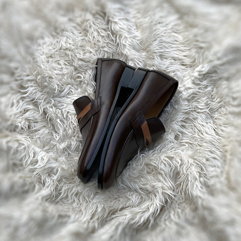 Millar 2.0 - Penny loafer made from the finest tannery dyed dark brown Calf leather along with contrasting yet complimentary leather tie detailing.