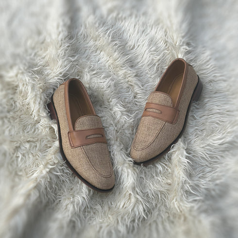 Suarez - Buttermilk: Penny loafer made from the finest breathable fabric Jute. Supplemented with calf leather detailing and a buttery soft inner cow leather lining.