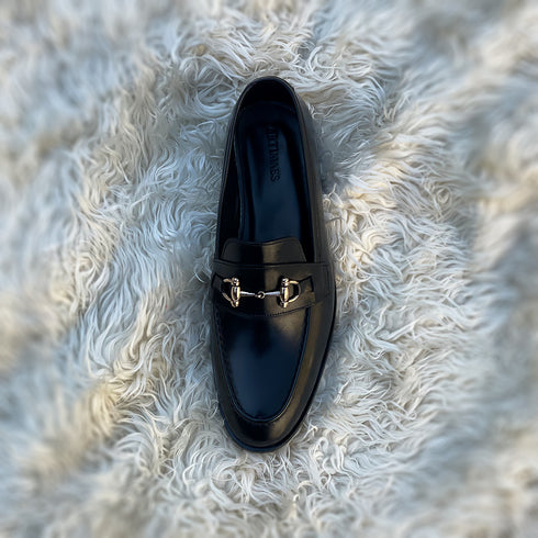 Heston - Horse-bit loafer with hand stitch apron and metallic golden accessory. Jet black finish