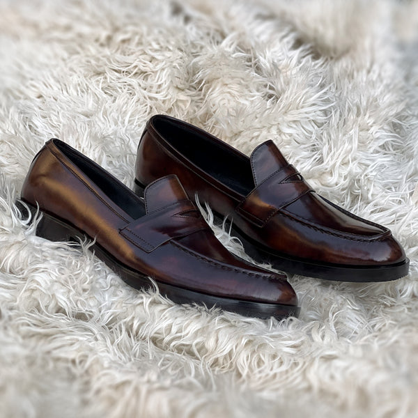 Alonso - Penny loafer made from the finest Calf leather. Soft inner cow leather lining and vegetable tanned leather mid-sole. Additional Vibram out-sole protector for maximum durability. FInished in the beautiful Butterscotch patina